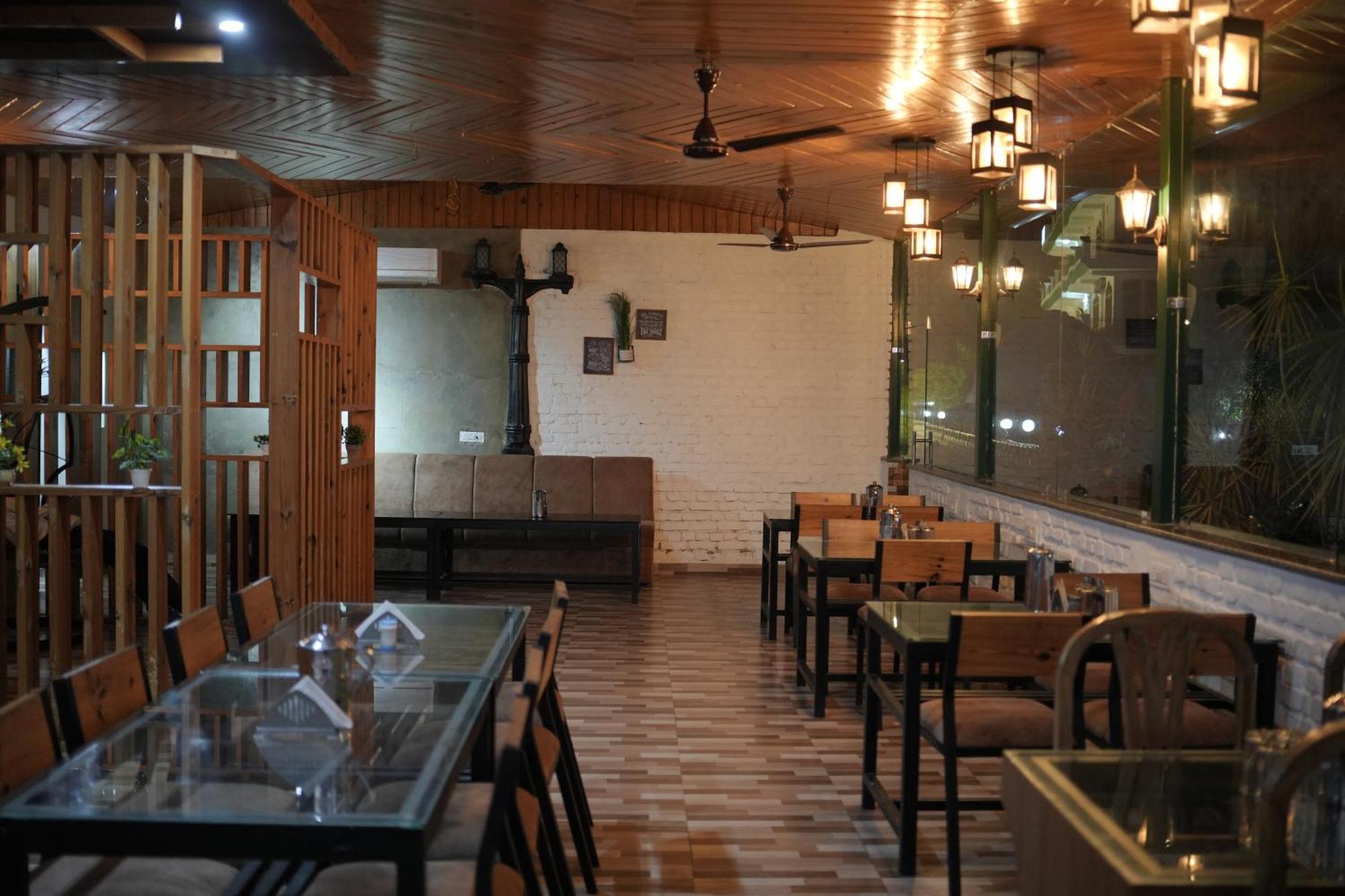 Oyo41147塔伯万瓦蒂卡酒店 Rishīkesh 外观 照片